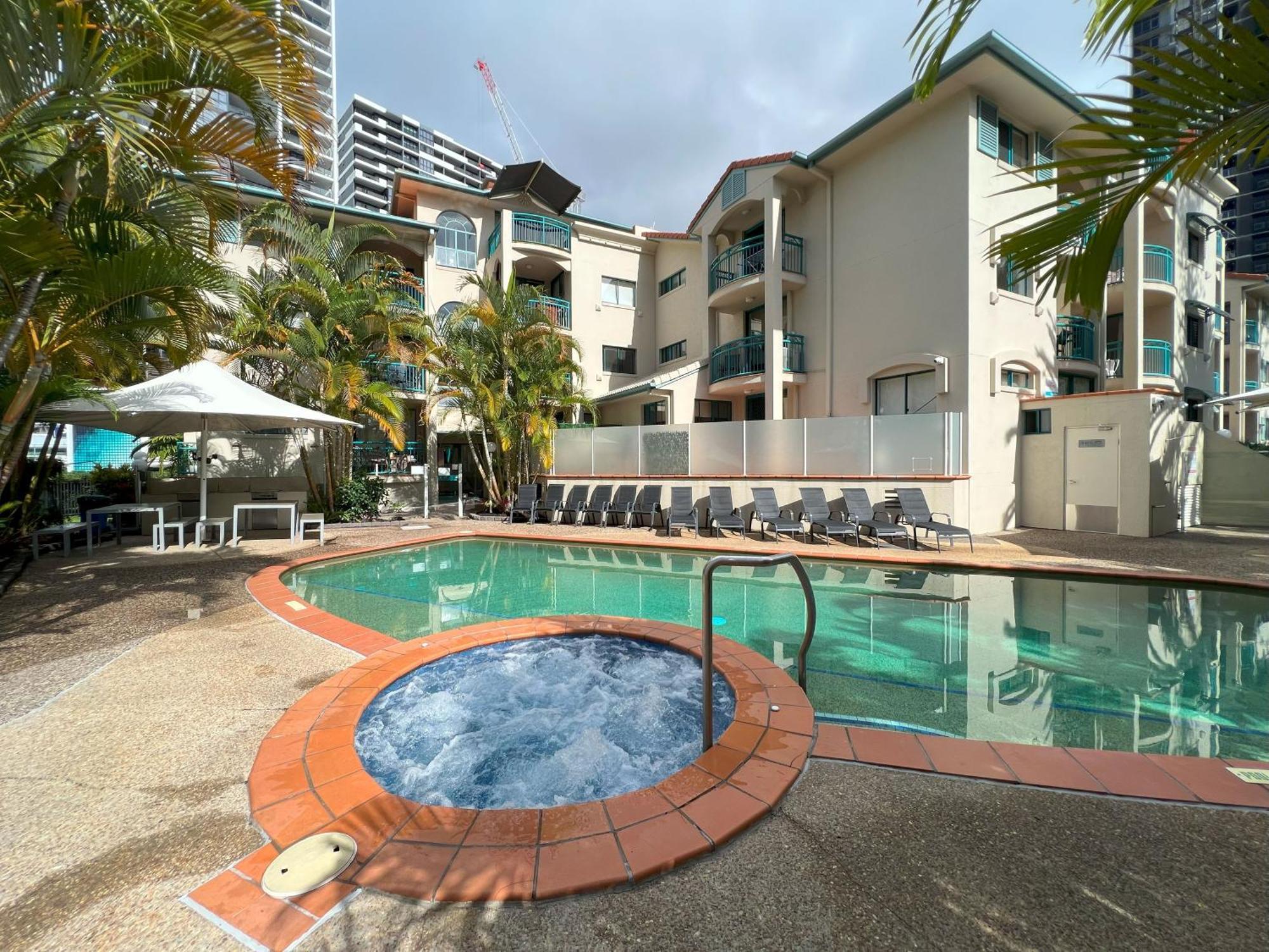 Cha Private Apts Aruba Beach Голд-Кост Экстерьер фото